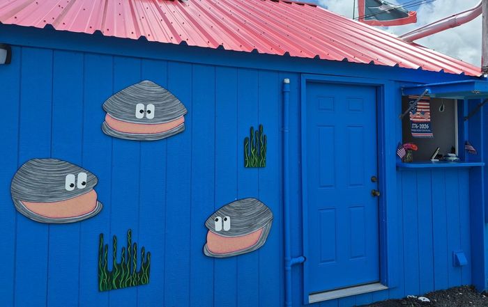 The blue shack on W Rio Grande Ave — look for the clams on the wall